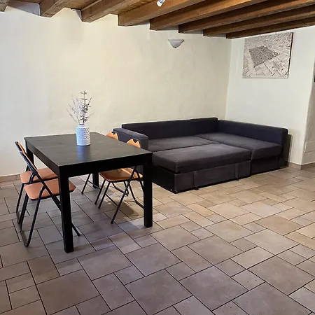 Apartment La Comoda Casetta Cir 0490
