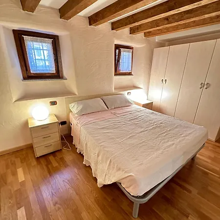 La Comoda Casetta Cir 0490 *